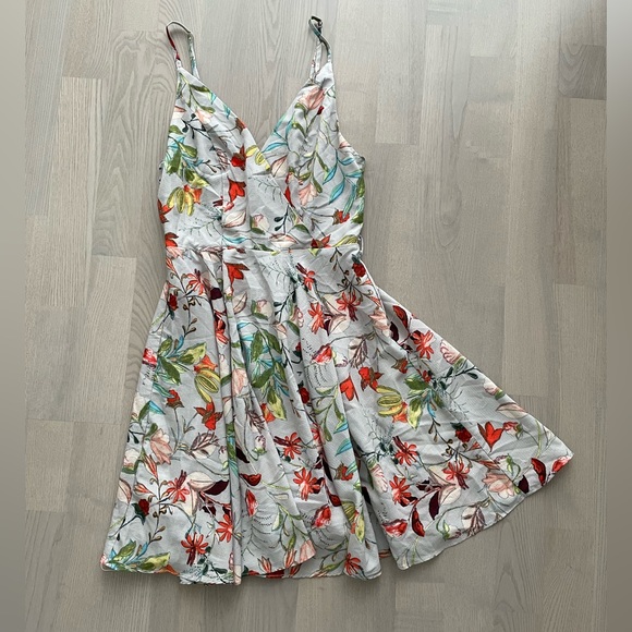 Ardene Super Cute Summer Skater / Boho Floral Mini Dress in Cool Light G… - Picture 1 of 5